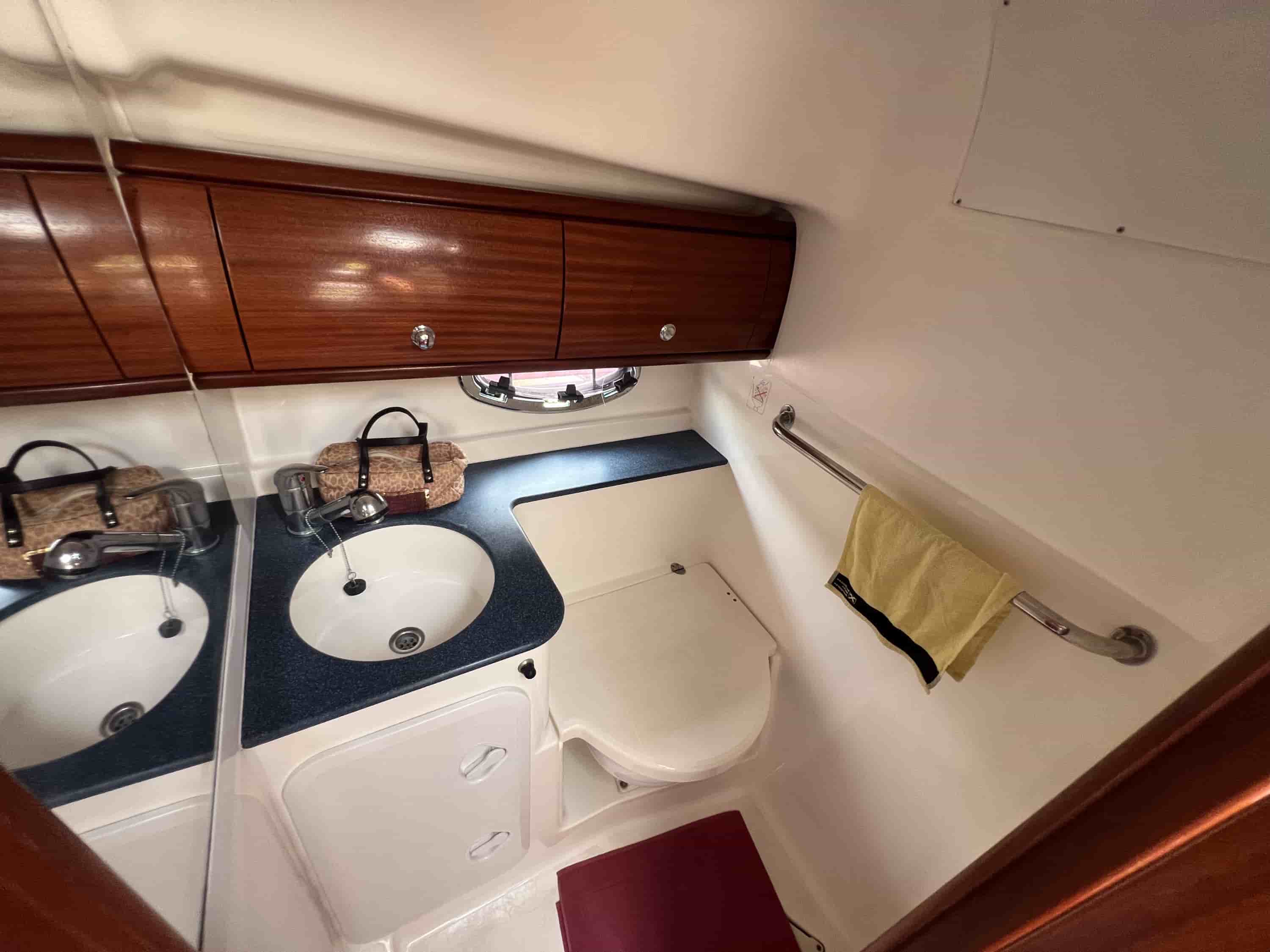 Bavaria 32 Sport - View 9