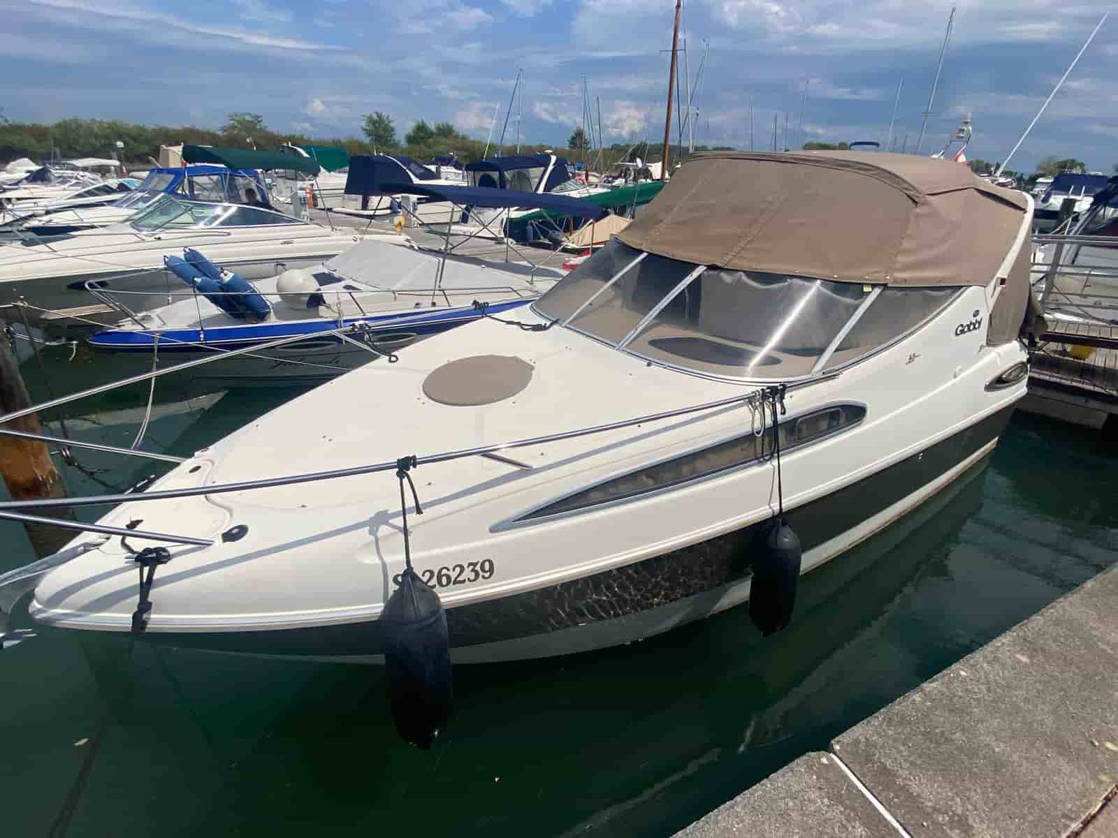 Gobbi 245 Cabin - View 3