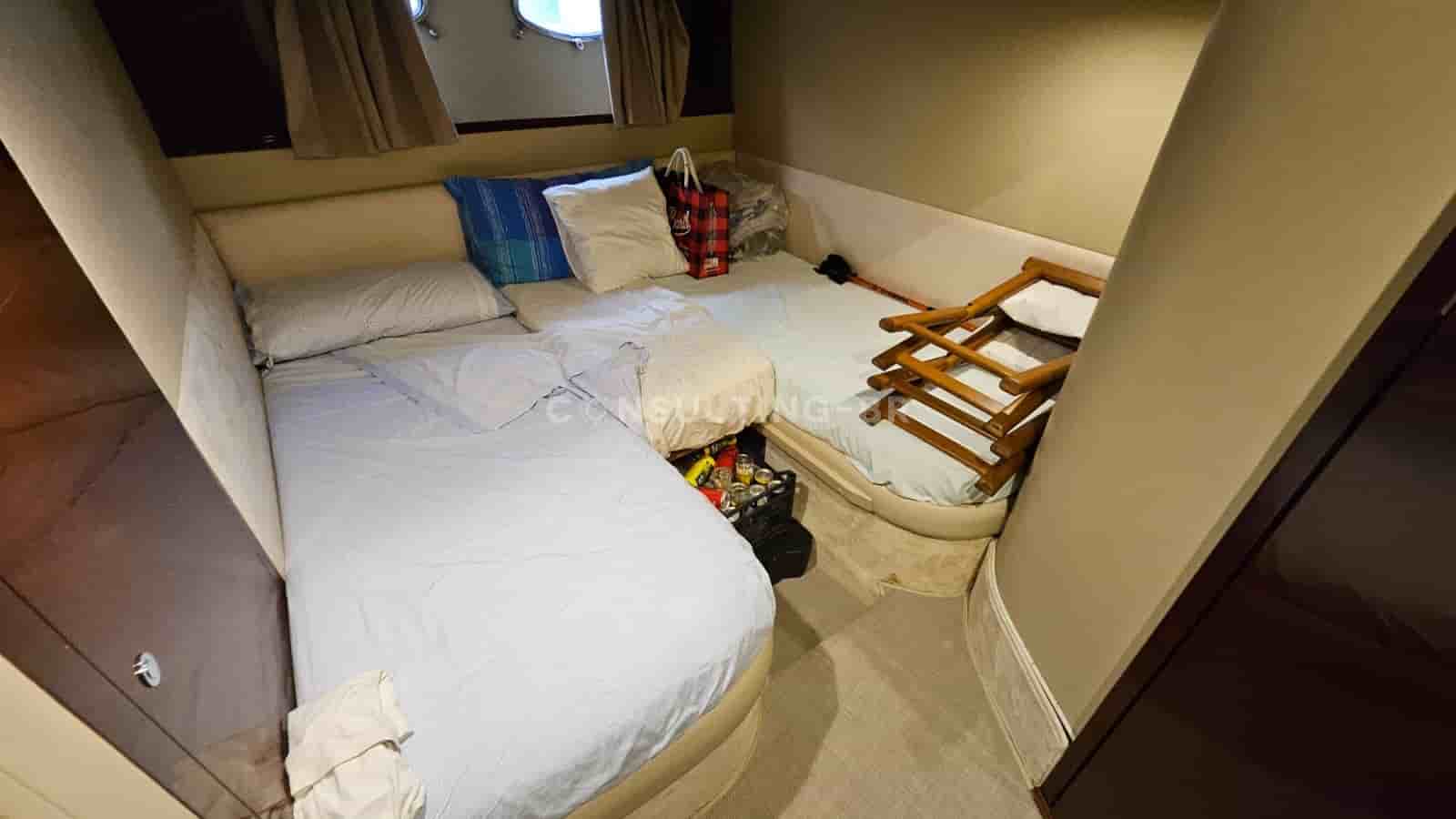 Princess V 48 HT - View 15