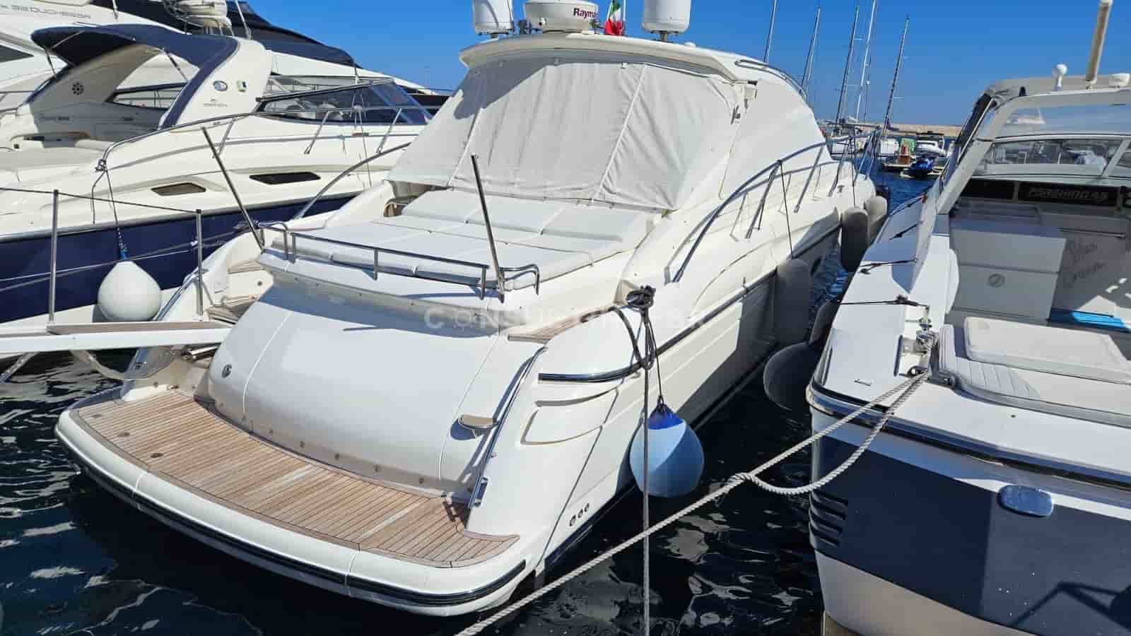 Princess V 48 HT - View 2