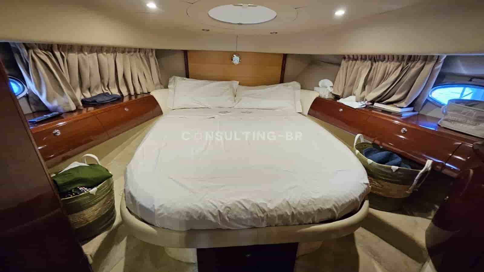 Princess V 48 HT - View 8