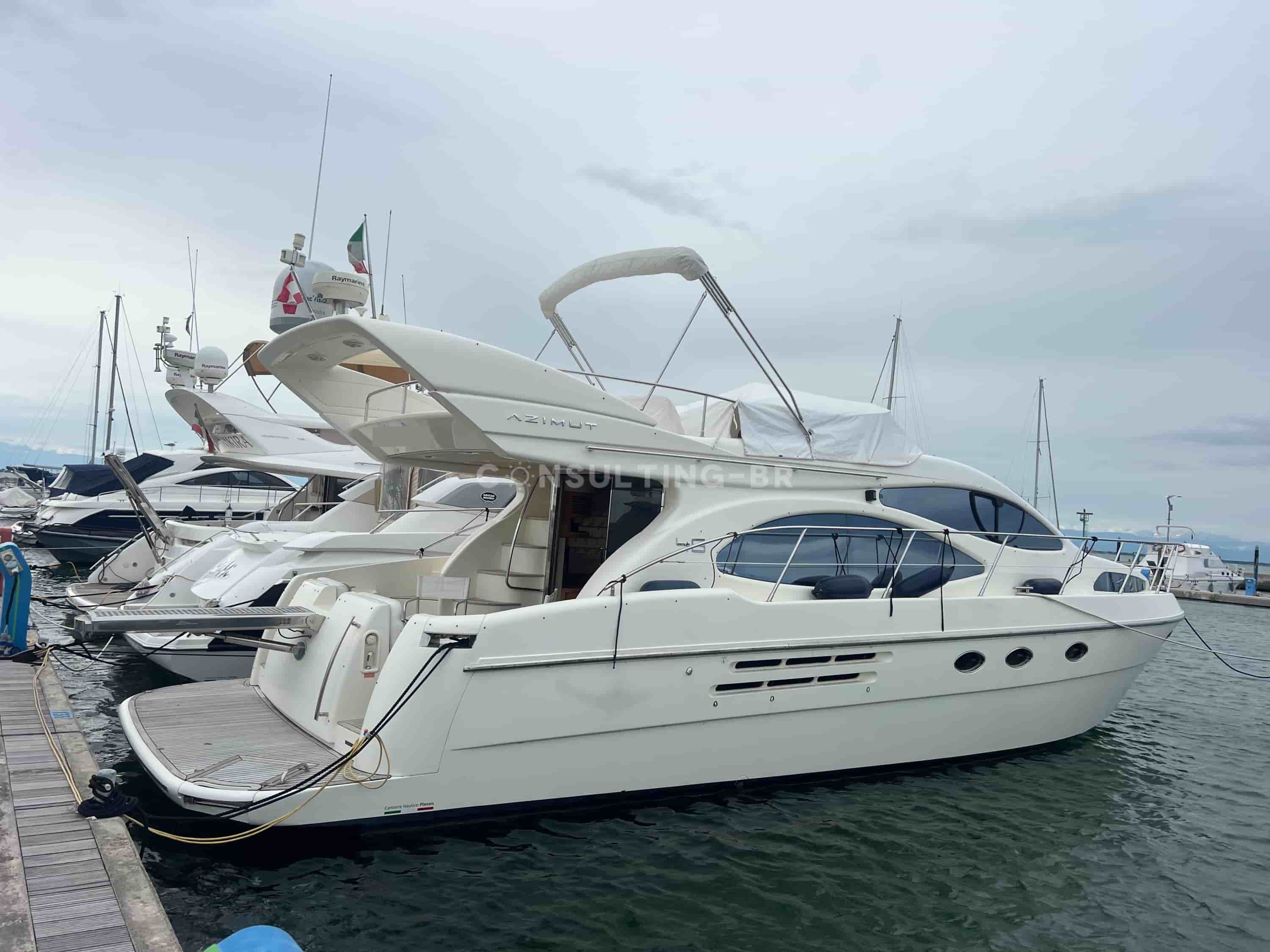 Azimut 46 Fly - View 2