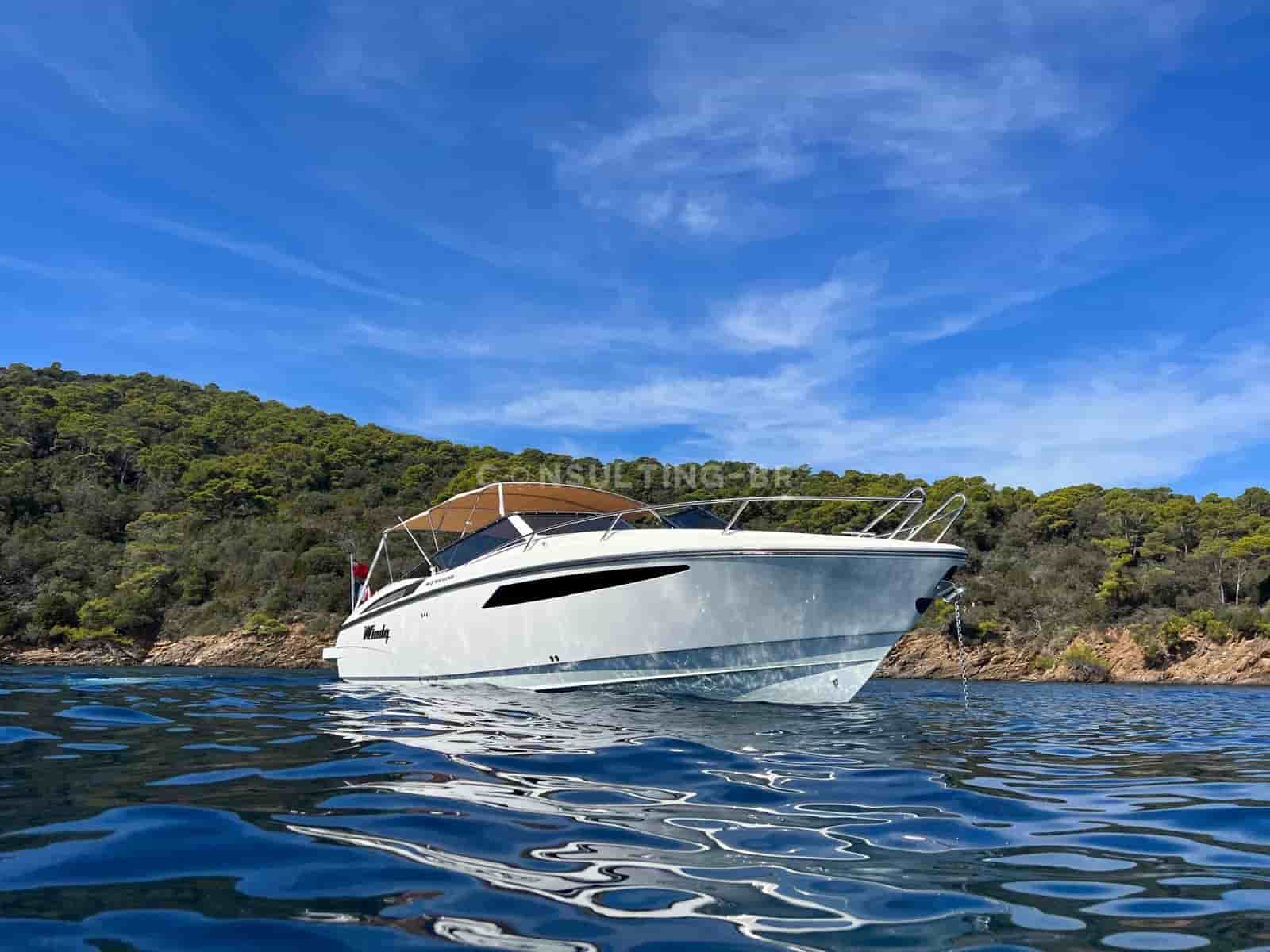 Windy 32 Grand Zonda - View 2