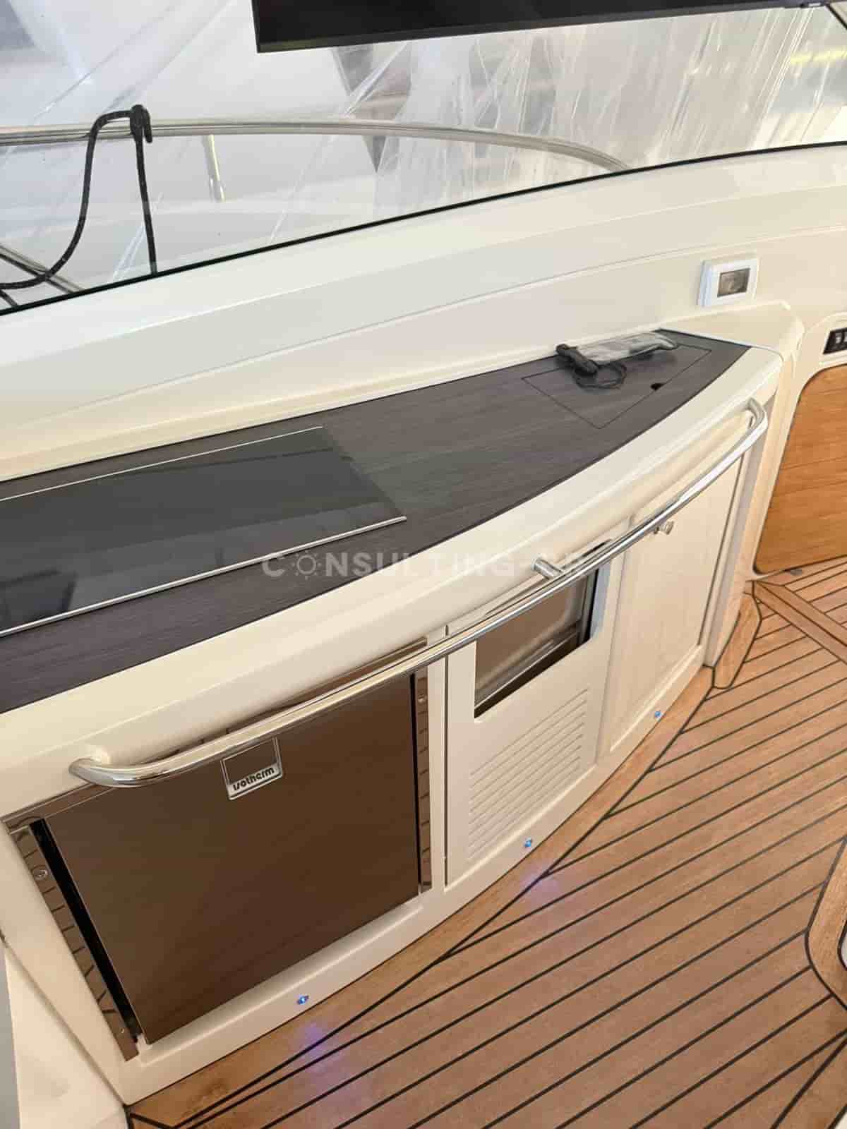 Absolute 47 HT - View 5