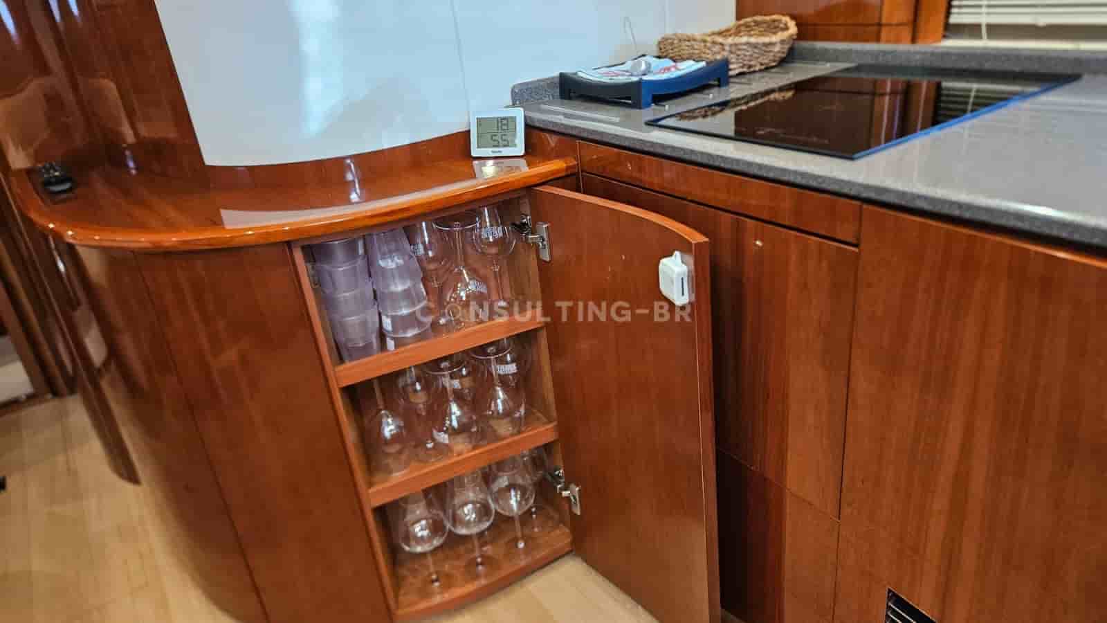 Princess V48 HT - View 14