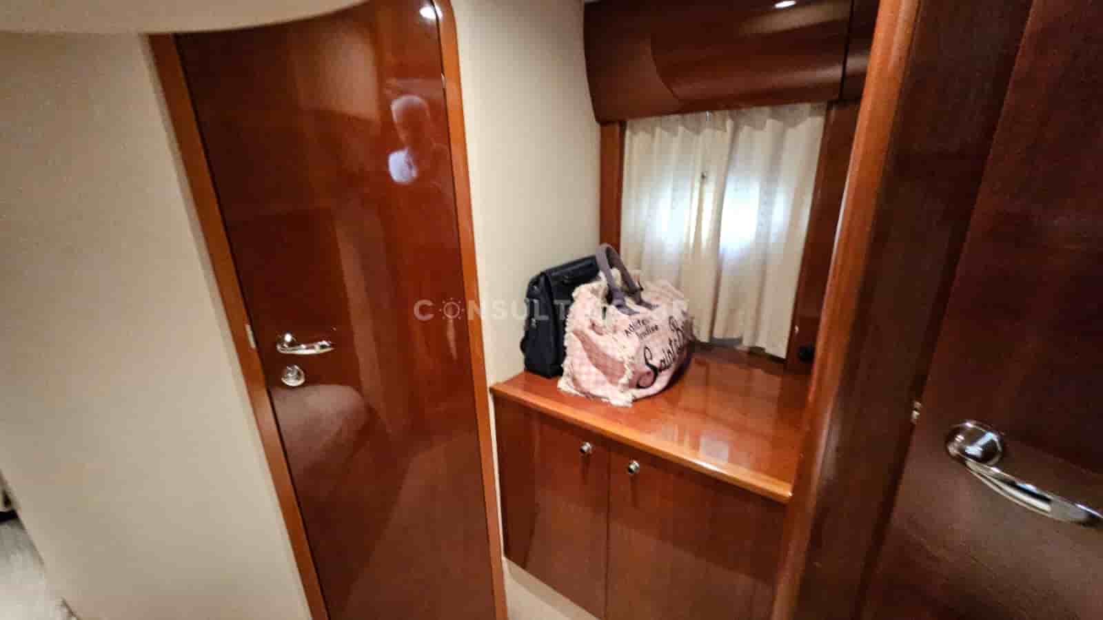 Princess V48 HT - View 20