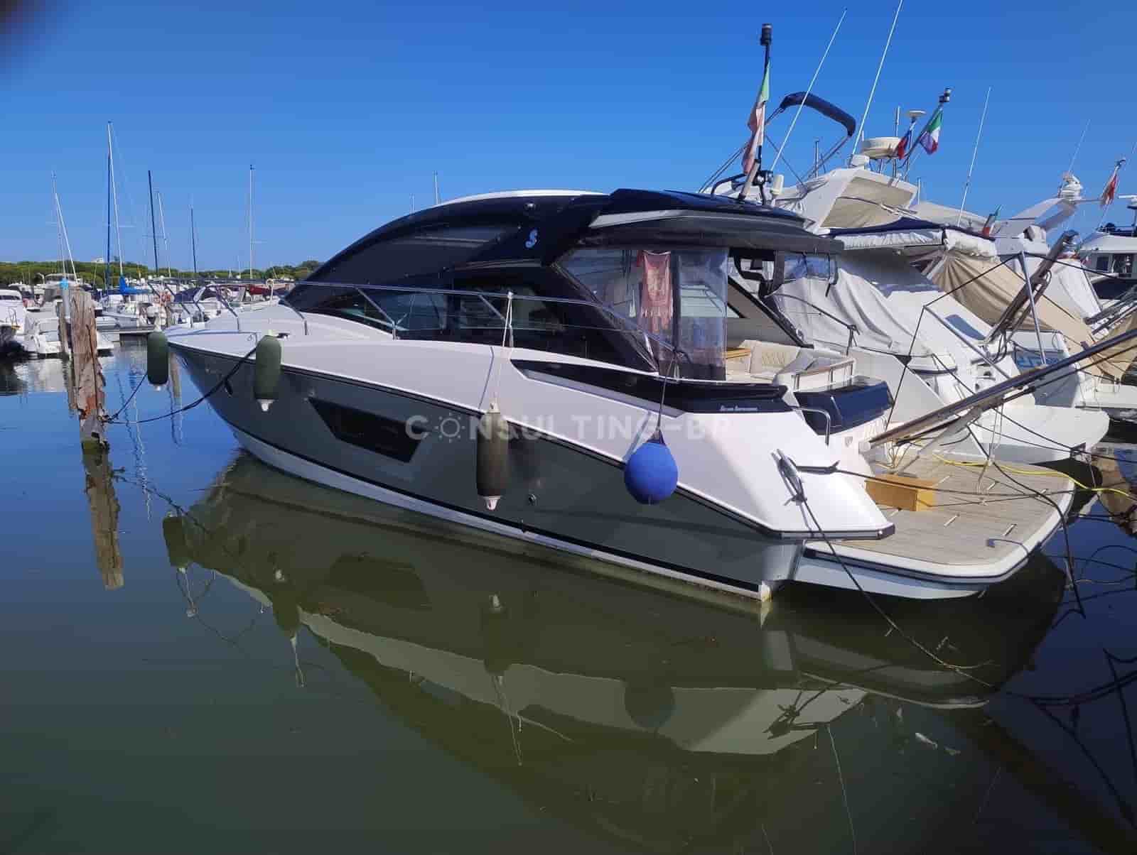 Beneteau Grand Turismo GT 40 - View 1