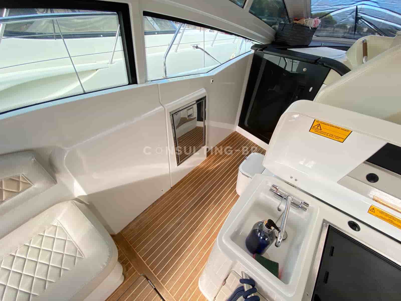 Beneteau Grand Turismo GT 40 - View 10