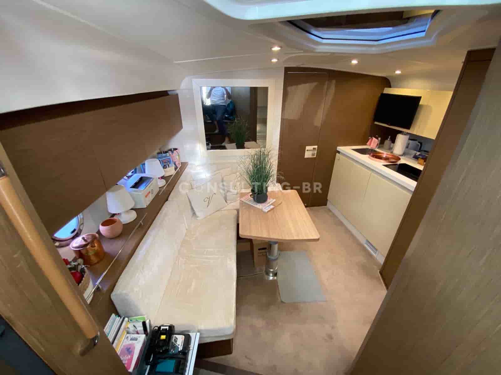 Beneteau Grand Turismo GT 40 - View 17