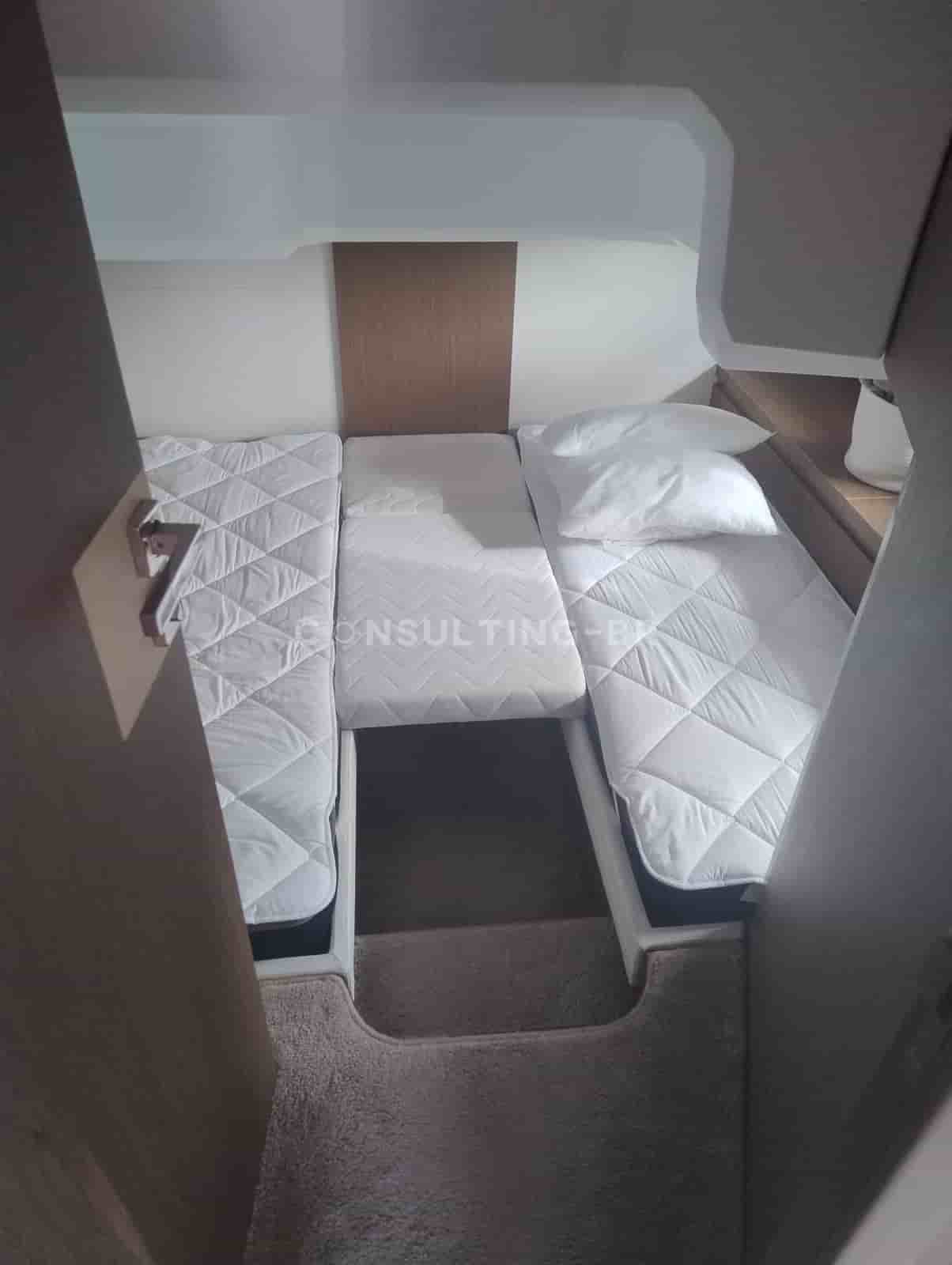 Beneteau Grand Turismo GT 40 - View 19