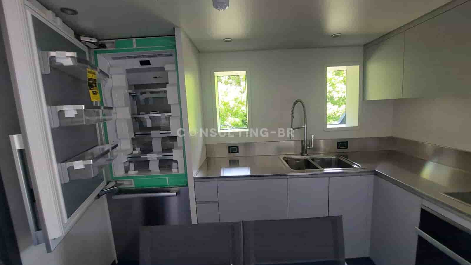 Cantiere Navale Vittoria Ladungsboot - View 18