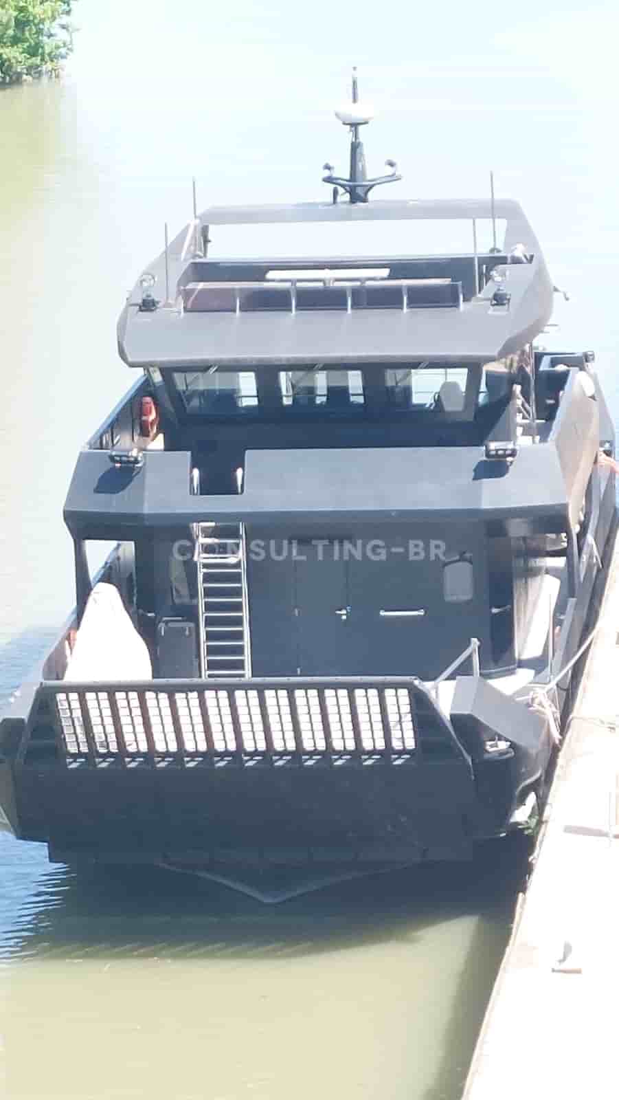 Cantiere Navale Vittoria Ladungsboot - View 3