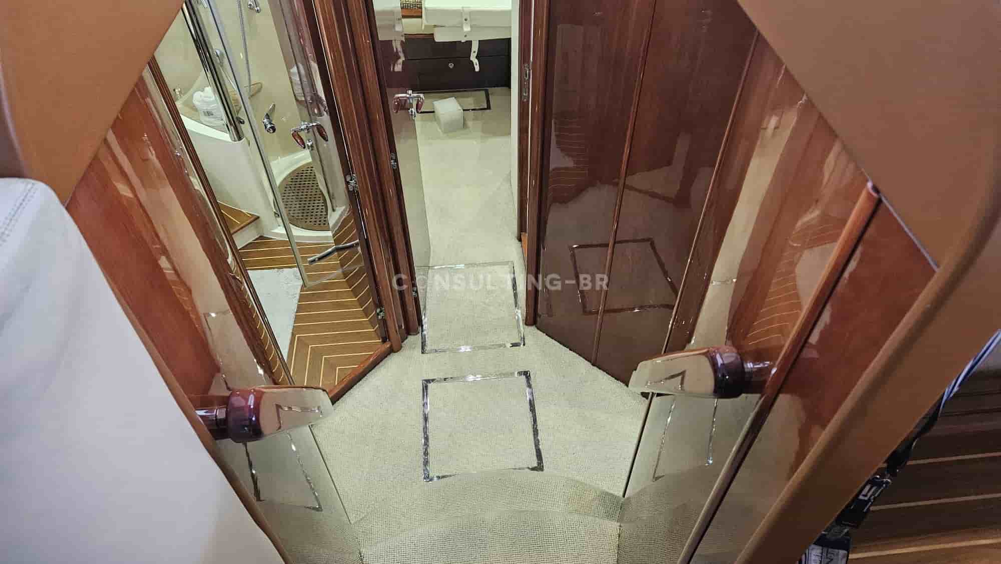 Fairline Squadron 58 - View 19