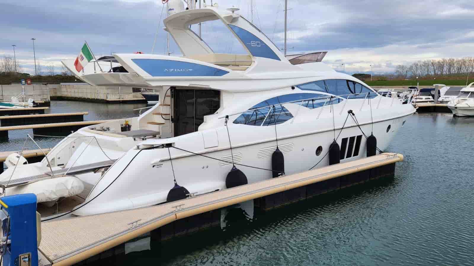 Azimut 60 Fly - View 2