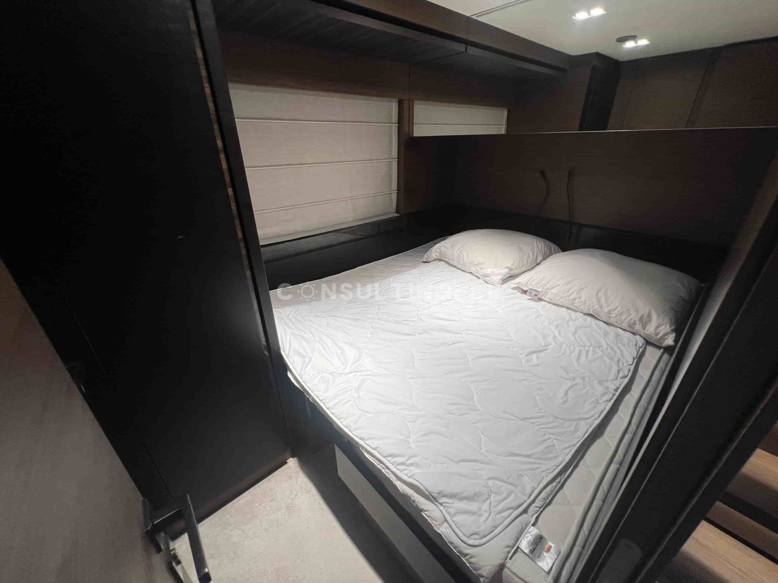 Ferretti 670 Fly - View 14