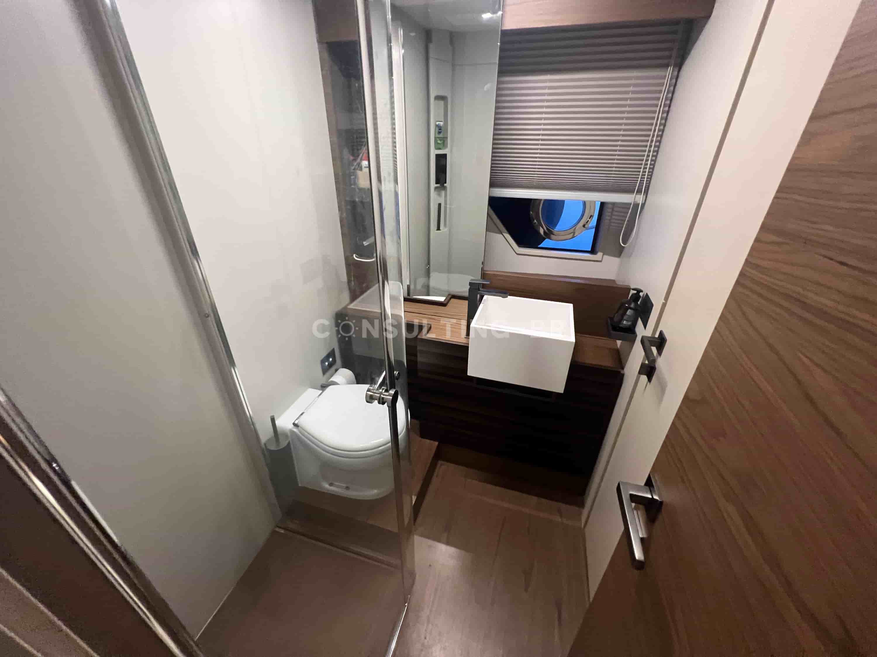 Ferretti 670 Fly - View 15