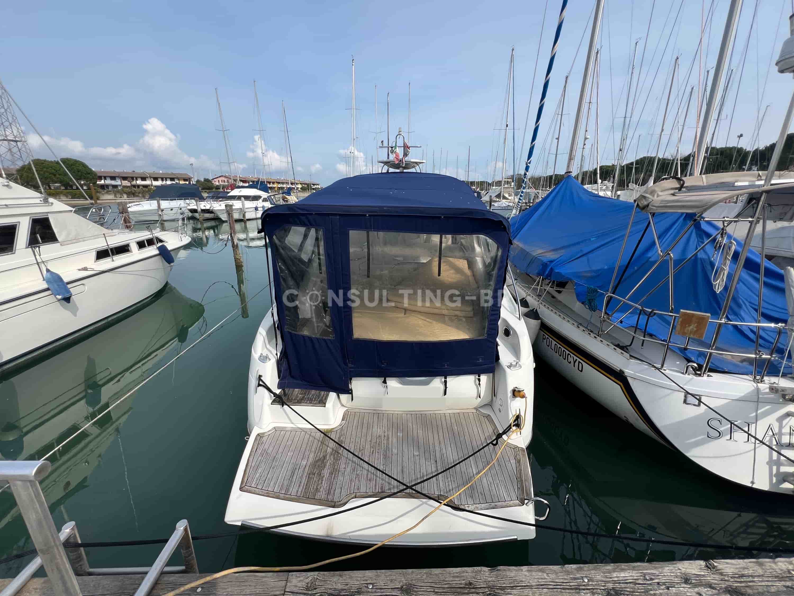 Cranchi Endurance 41 - View 2