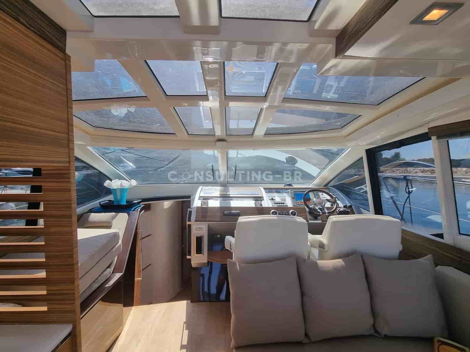 Absolute 52 - View 9