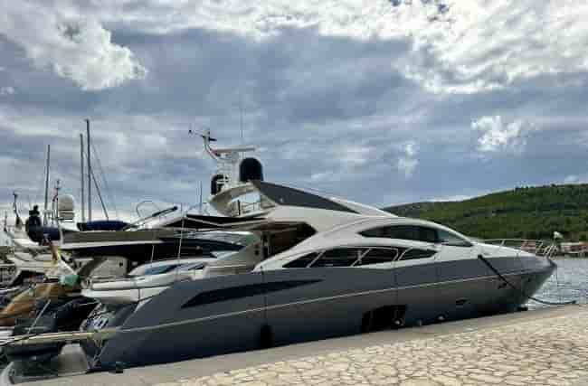 SUNSEEKER PREDATOR 74 - View 1