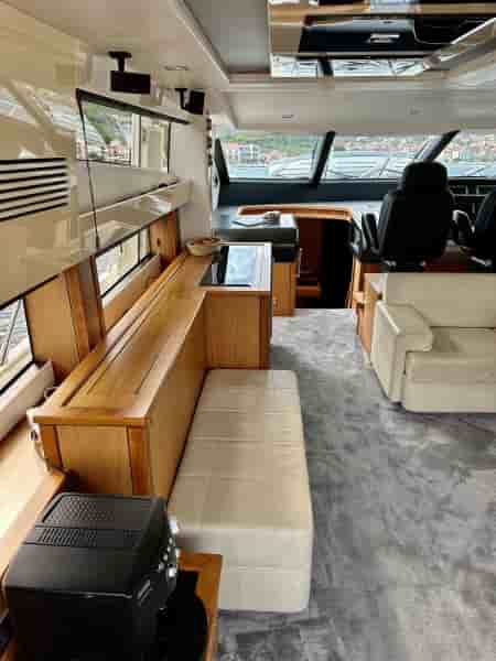 SUNSEEKER PREDATOR 74 - View 5