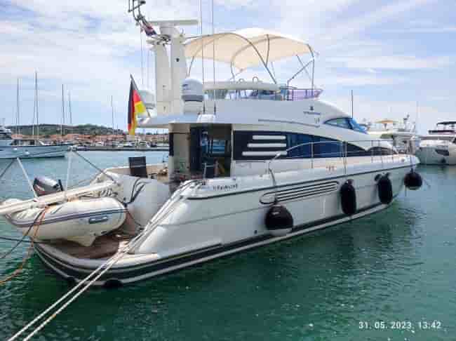 FAIRLINE SQUADRON 52 - View 2