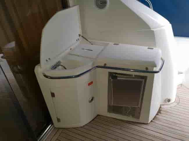 SUNSEEKER PREDATOR 52 - View 2