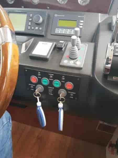 SUNSEEKER PREDATOR 52 - View 6