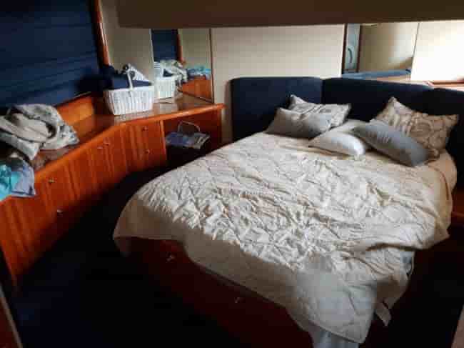 SUNSEEKER PREDATOR 52 - View 9