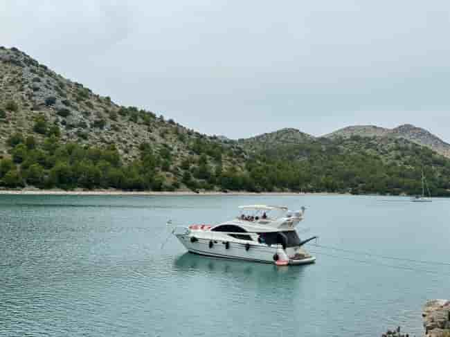 FAIRLINE PHANTOM 50 - View 32