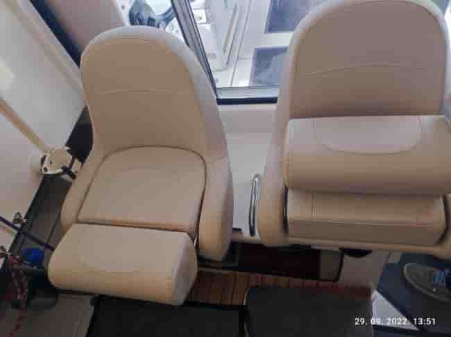 QUICKSILVER 605 PILOTHOUSE - View 13