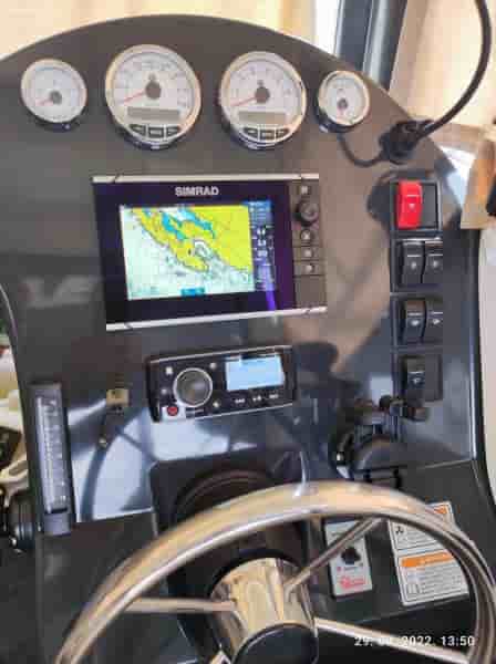 QUICKSILVER 605 PILOTHOUSE - View 15