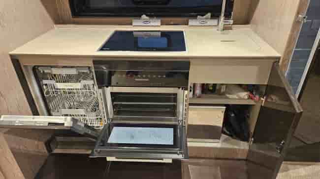 ATLANTIS 51 HT - View 10