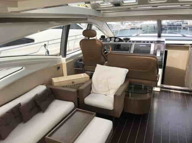 AZIMUT 68 S - View 2