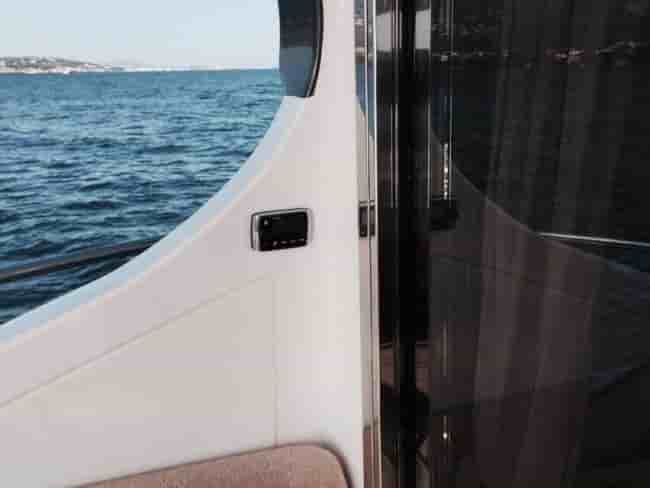 AZIMUT 68 S - View 4