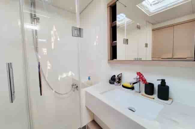 LAGOON SIXTY 7 - View 10