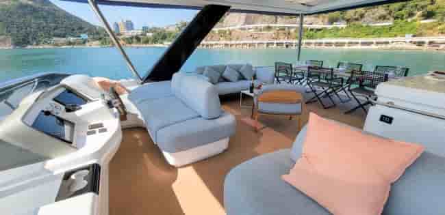 LAGOON SIXTY 7 - View 14