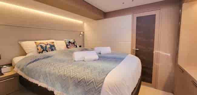 LAGOON SIXTY 7 - View 8