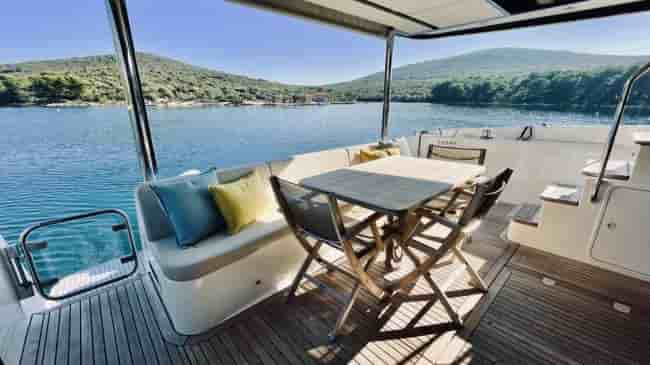 ABSOLUTE NAVETTA 58 - View 4