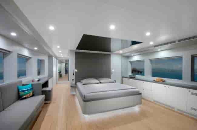 EXPLORER 90 - View 23