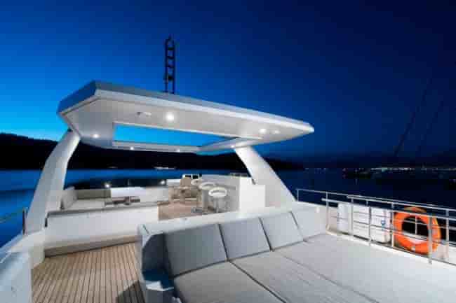 EXPLORER 90 - View 6