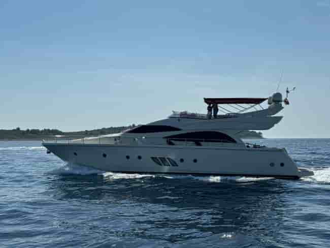 DOMINATOR 62 - View 1