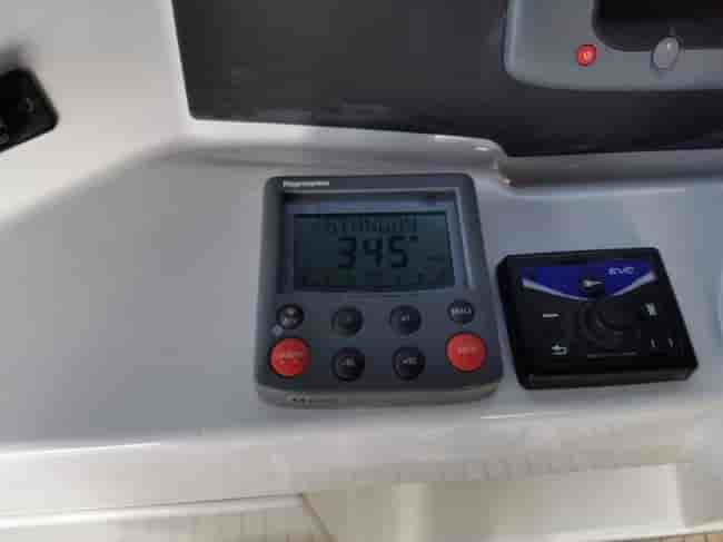 BENETEAU SWIFT TRAWLER - View 10