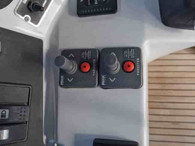 BENETEAU SWIFT TRAWLER - View 11