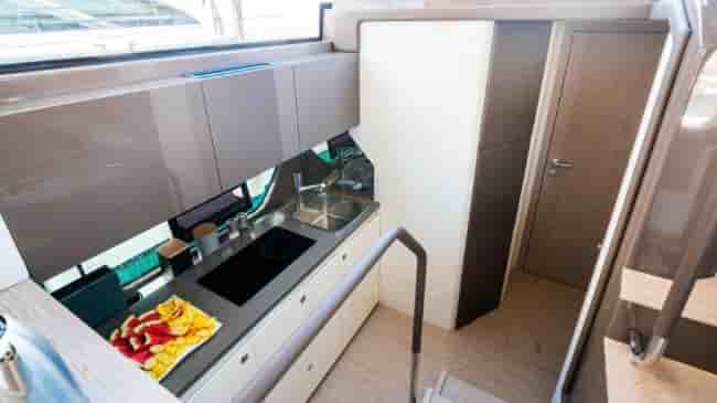 SESSA 42 FLY - View 2