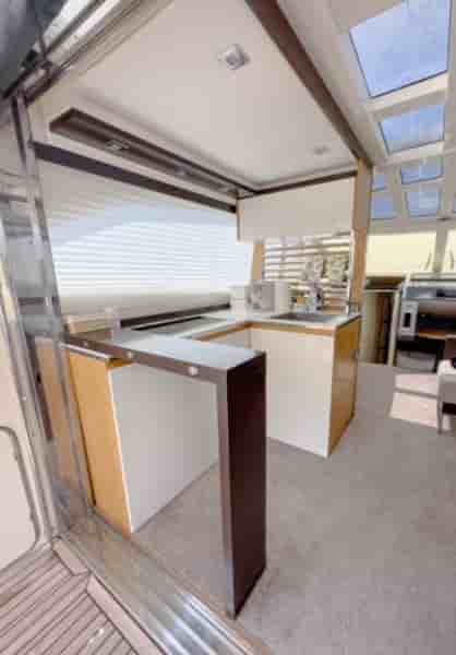 ABSOLUTE 52 STY - View 2