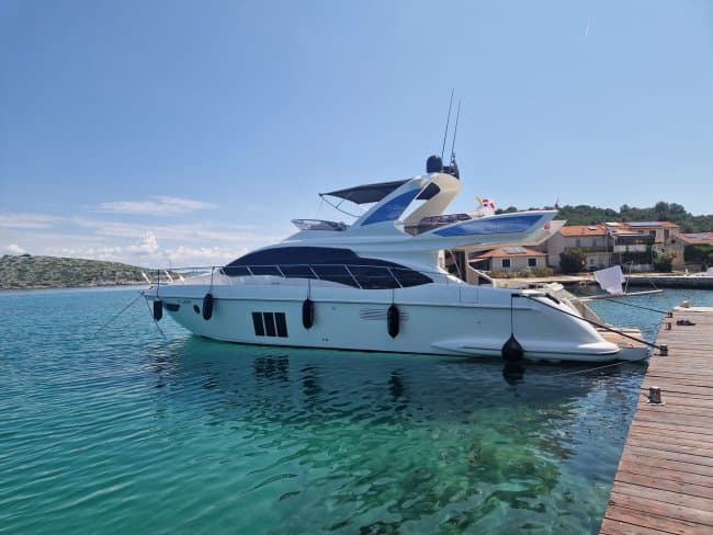 AZIMUT 60 in Croatia - 60 ft 2013