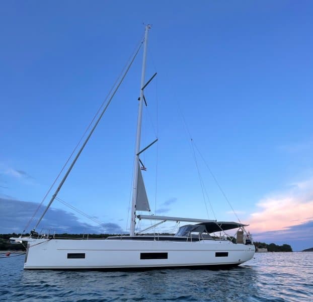 BAVARIA 45 STYLE in Kroatien, Croatia - 13,6 m 2020