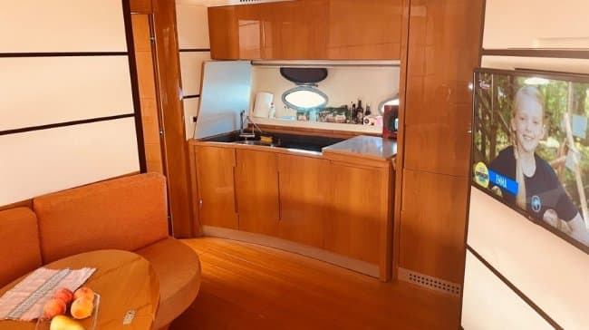 PERSHING 62 in Kroatien, Croatia - 18,9 m 2008