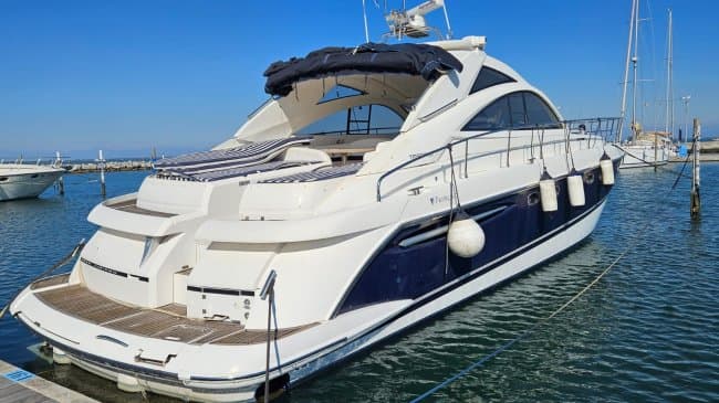 FAIRLINE 52 TARGA in Italia - 16,0 m 2005