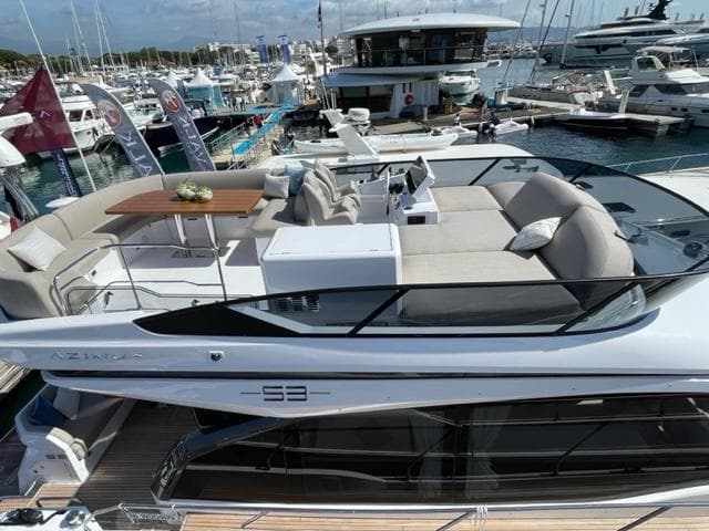 Azimut 53 fly in Croatia - 55 ft 2023